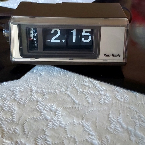 kentech Other Vintage Kentech Flip Clock With Alarm Poshmark